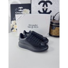 Alexander Mcqueen Casual Shoes